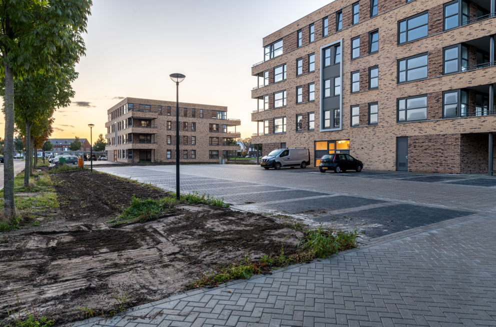Lightronics armatuur op een parkeerterrein