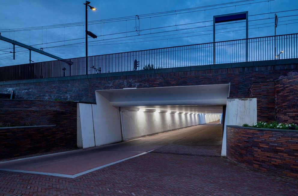 Lightronics VENTEGO armaturen in de stationstunnel in Assen