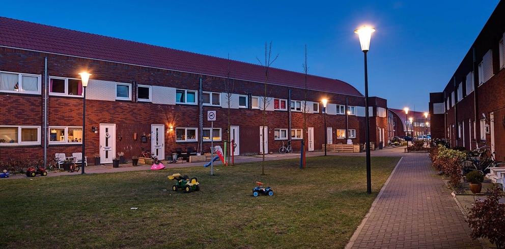 Lightronics PHW armaturen in een woonwijk Lightronics PHW armaturen in een woonwijk